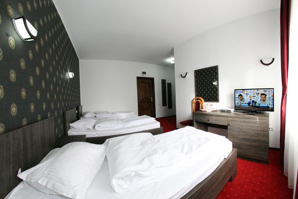 Hotel Rebis Brăila Habitación foto