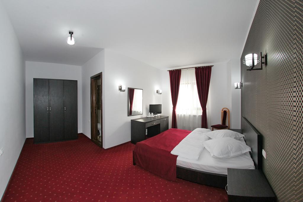 Hotel Rebis Brăila Habitación foto