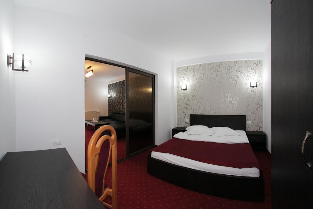 Hotel Rebis Brăila Habitación foto